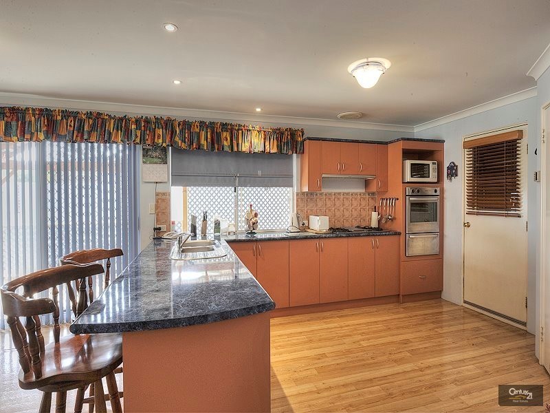 17 Success Street, Madora Bay WA 6210