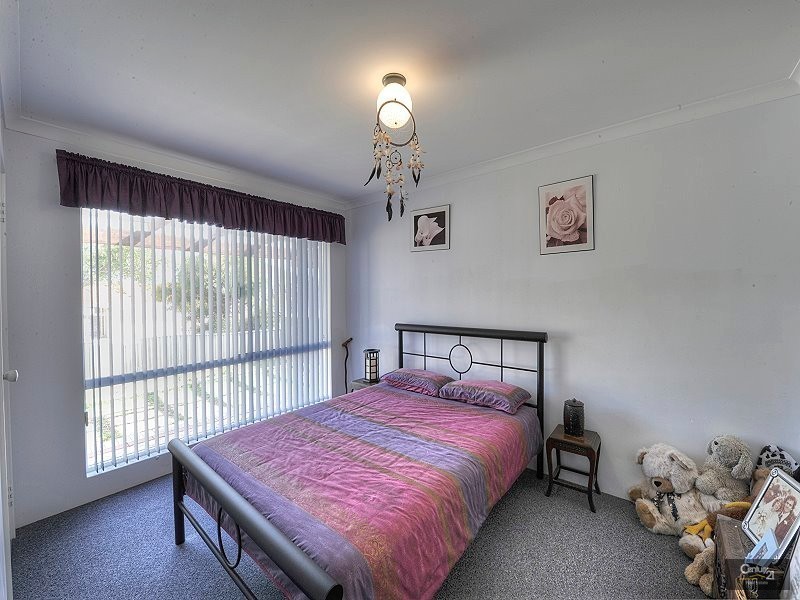 17 Success Street, Madora Bay WA 6210