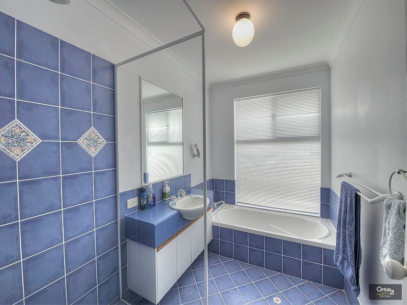 17 Success Street, Madora Bay WA 6210