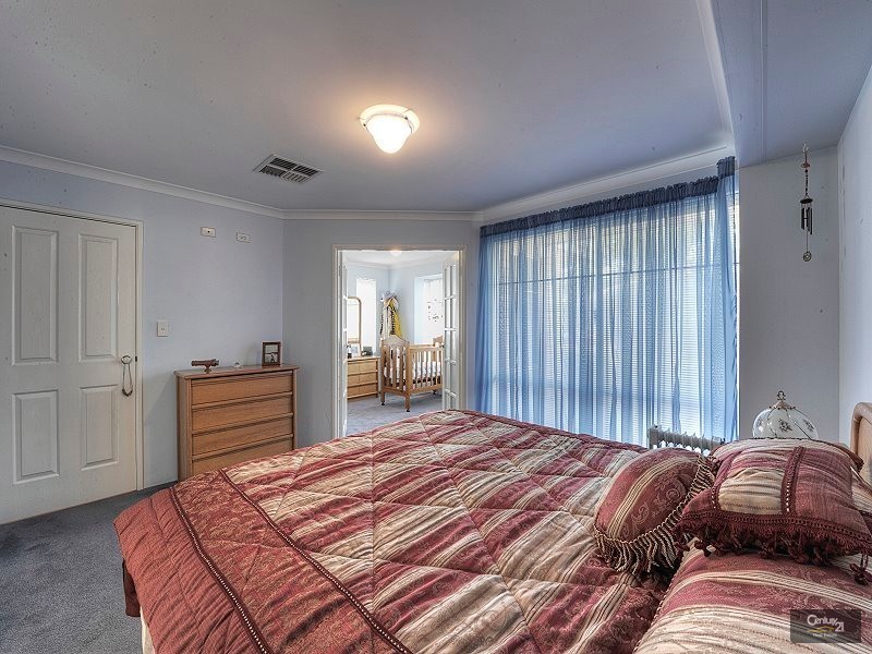 17 Success Street, Madora Bay WA 6210