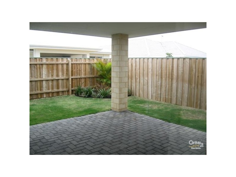 28 Bronzewing Court ERSKINE, Mandurah WA 6210