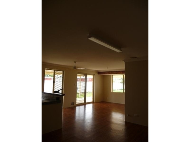 2 Throssel Court GREENFIELDS, Mandurah WA 6210