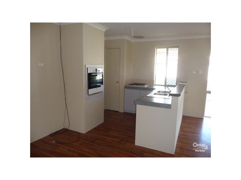 2 Throssel Court GREENFIELDS, Mandurah WA 6210