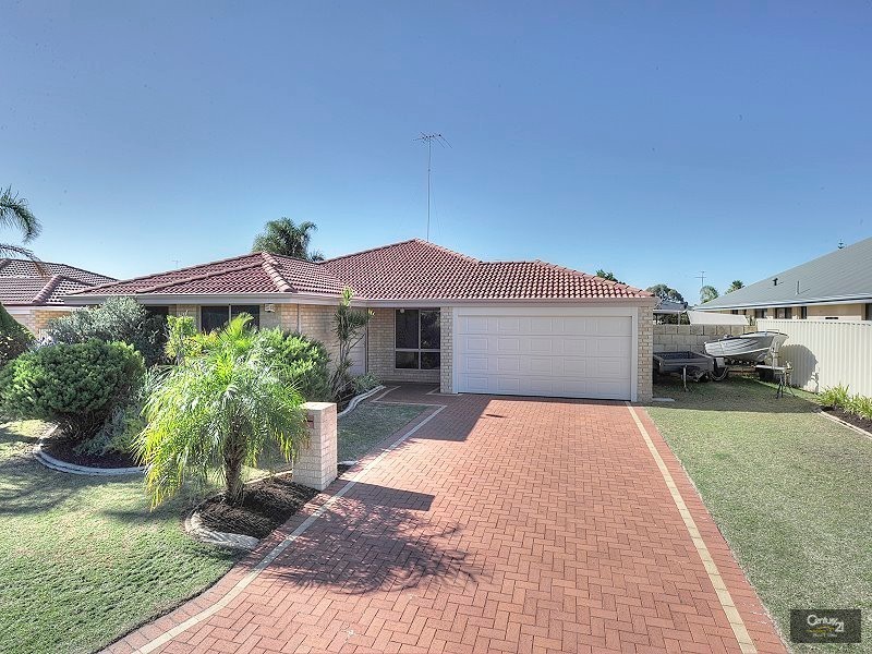 72  Floribunda Avenue, Halls Head WA 6210