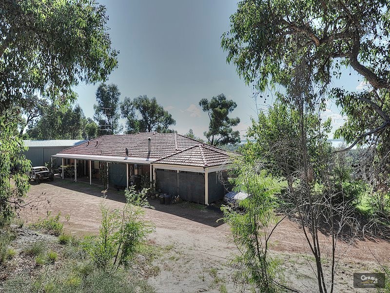 540  Southern Estuary Road, Lake Clifton WA 6215
