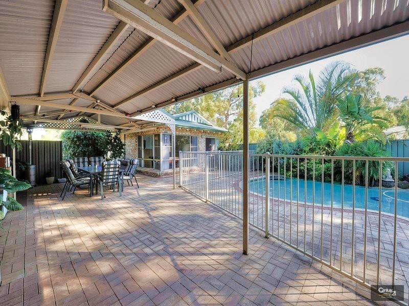 22 Carrick Cross, Country Roads, Greenfields WA 6210