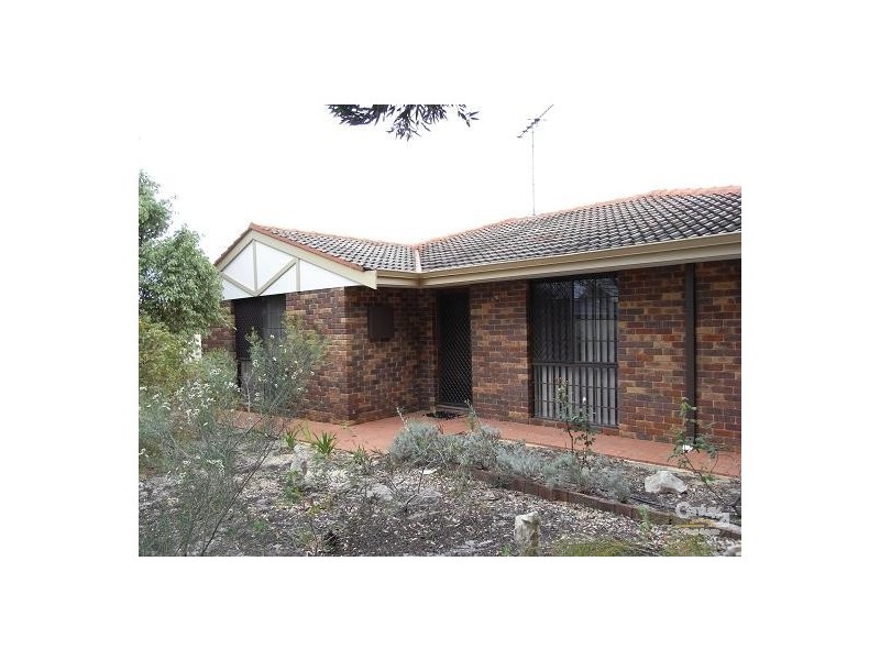 2 Kent Close HALLS HEAD, Mandurah WA 6210