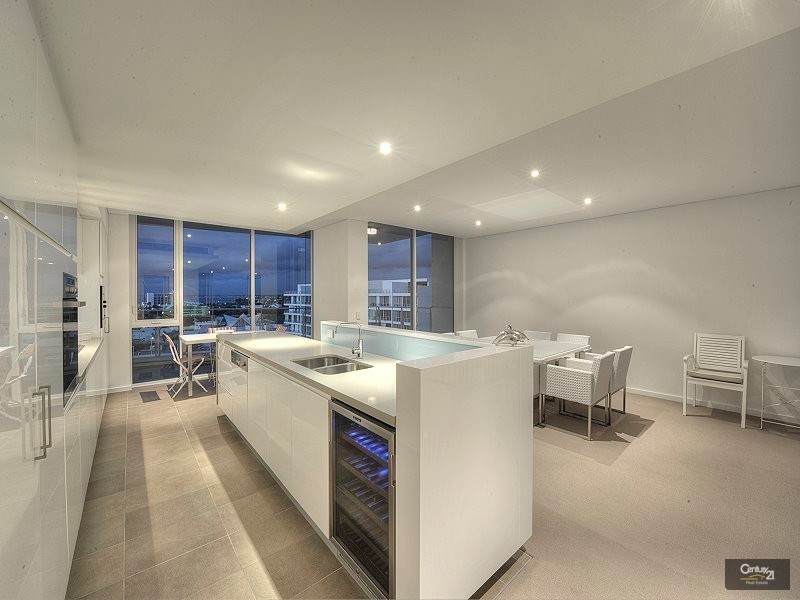 801/5 Marco Polo Drive, Mandurah WA 6210