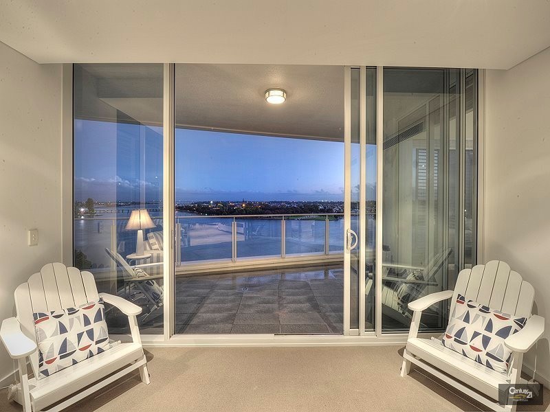 801/5 Marco Polo Drive, Mandurah WA 6210