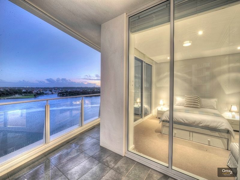 801/5 Marco Polo Drive, Mandurah WA 6210