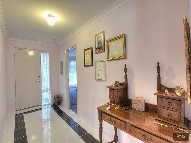 8 Bronzewing Court, Erskine WA 6210