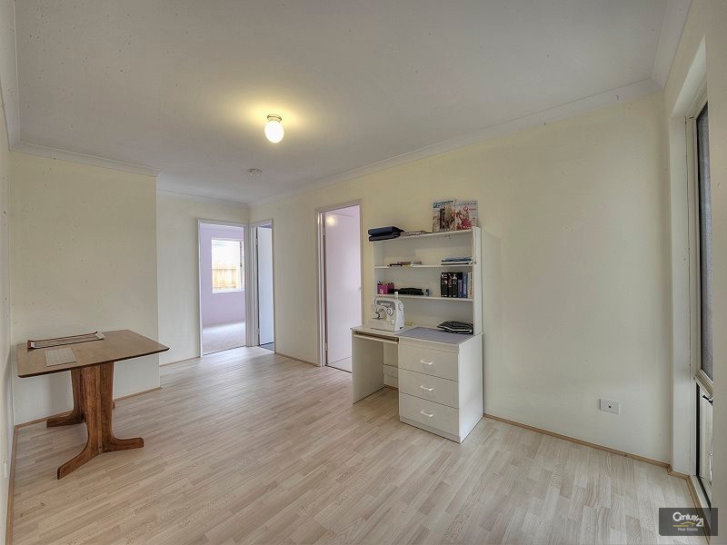 8 Bronzewing Court, Erskine WA 6210