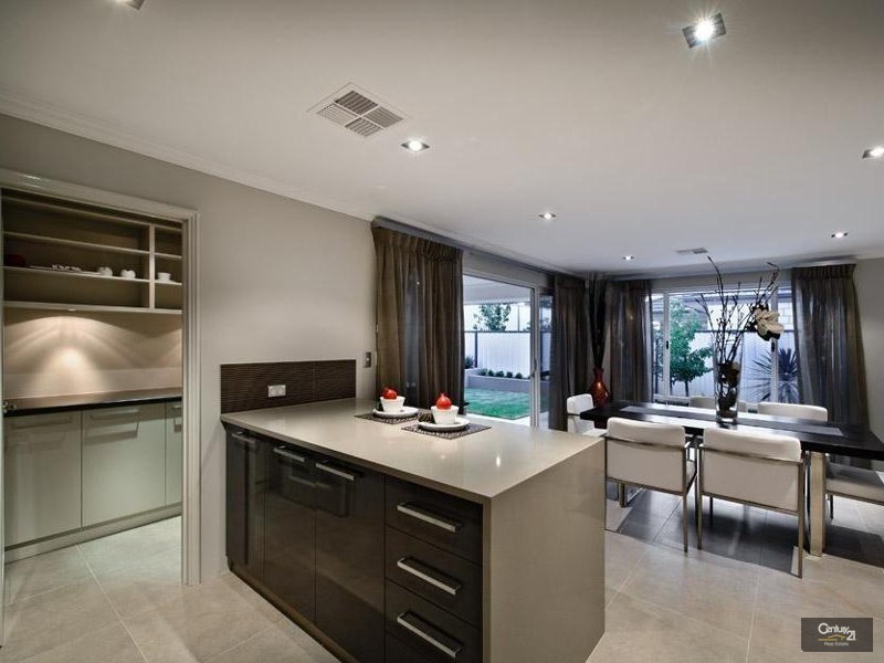 20 Glendale Street,, Meadow Springs WA 6210