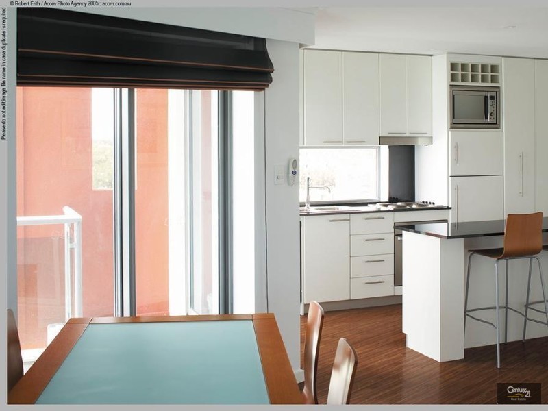 307/16 Dolphin Drive, Mandurah WA 6210