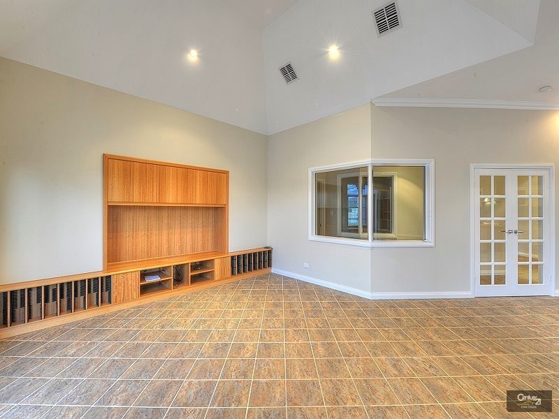 48 Brindabella Crescent, Halls Head WA 6210