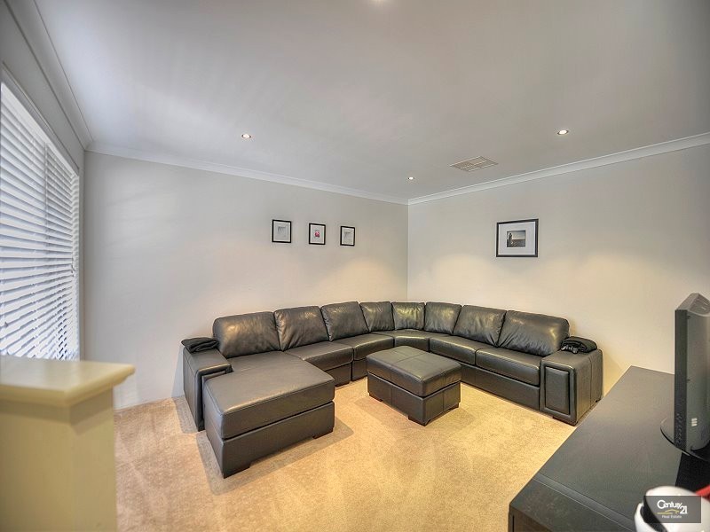 6 Tambellup Drive, Dawesville WA 6211