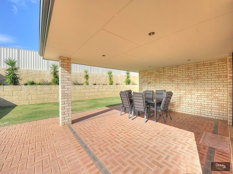 6 Tambellup Drive, Dawesville WA 6211