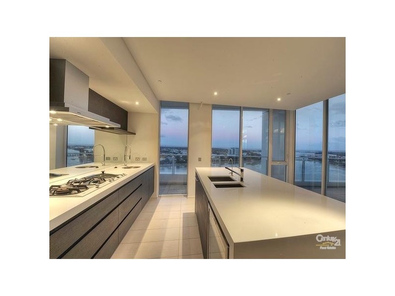 1403/3 Marco Polo Drive, Mandurah WA 6210