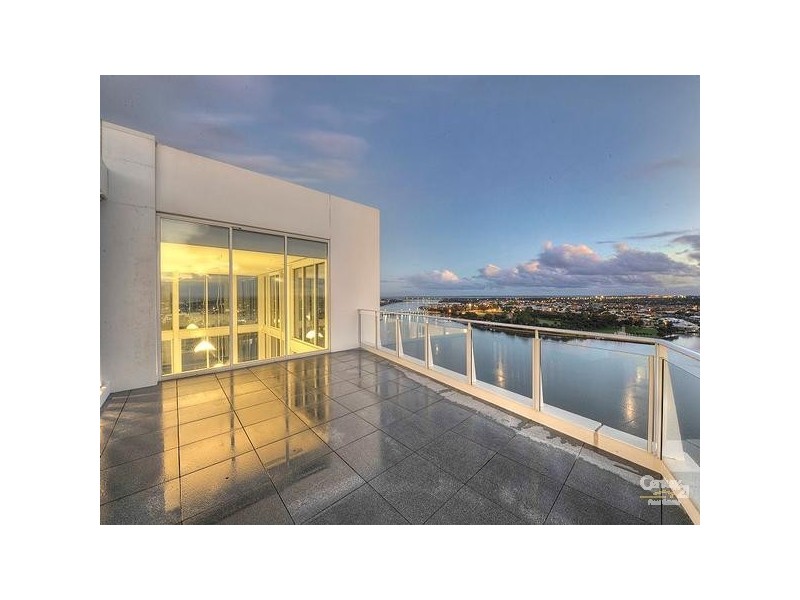 1403/3 Marco Polo Drive, Mandurah WA 6210