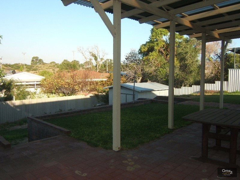 14 Success Street, Madora Bay WA 6210