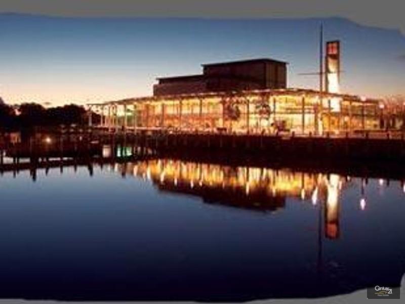 26 Churchill Avenue, Dudley Park WA 6210