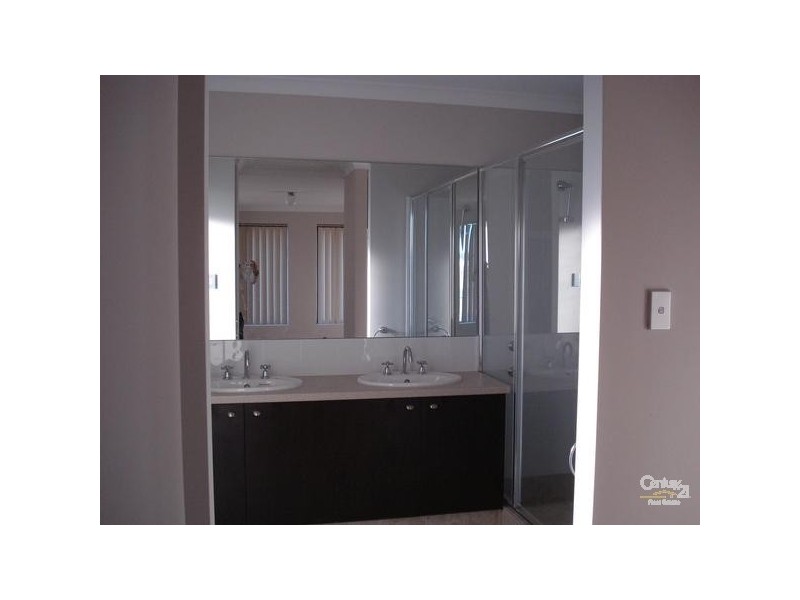 10 Woorabinda Rise LAKELANDS, Mandurah WA 6210