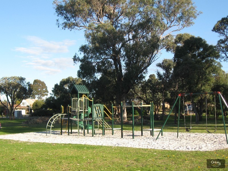 57 Amazon Drive, Greenfields WA 6210