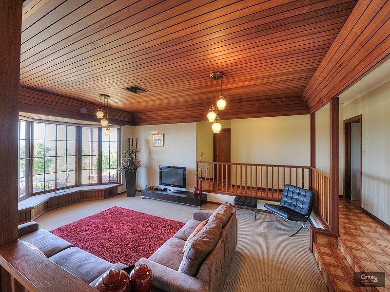 16 Carina Circle, Halls Head WA 6210