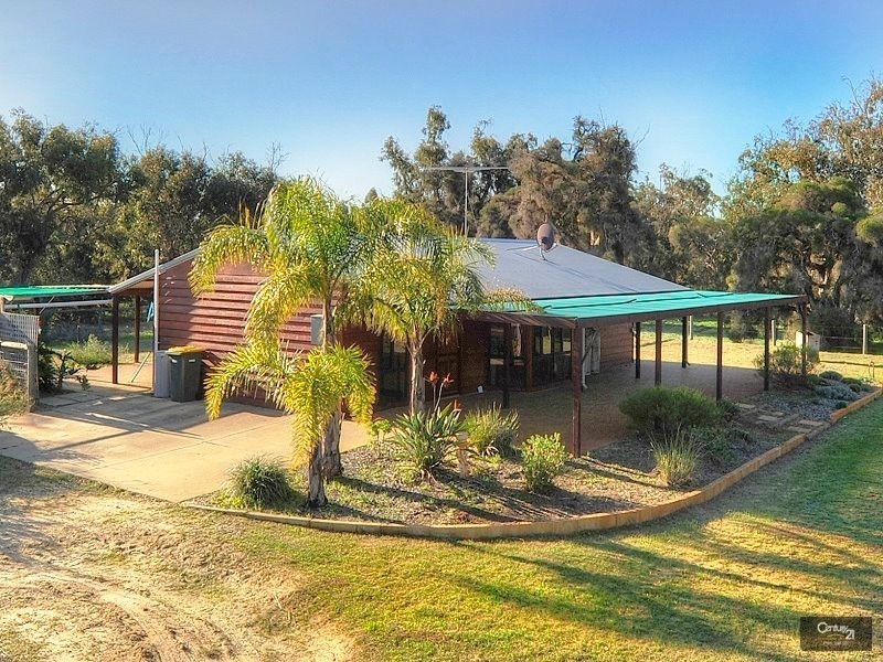 81 Peaceful Waters, Barragup WA 6209