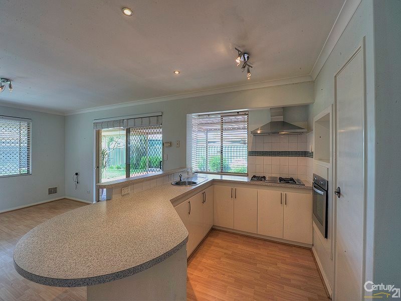 161 Oakmont Avenue, Meadow Springs WA 6210