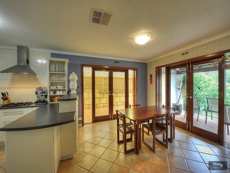 25 Bight Reefs Road, Singleton WA 6175