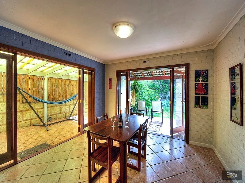 25 Bight Reefs Road, Singleton WA 6175