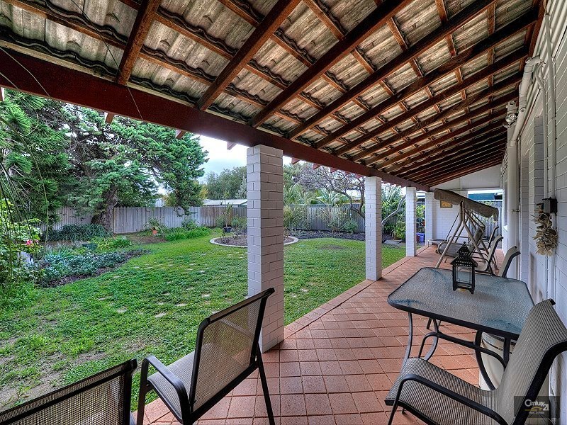 25 Bight Reefs Road, Singleton WA 6175