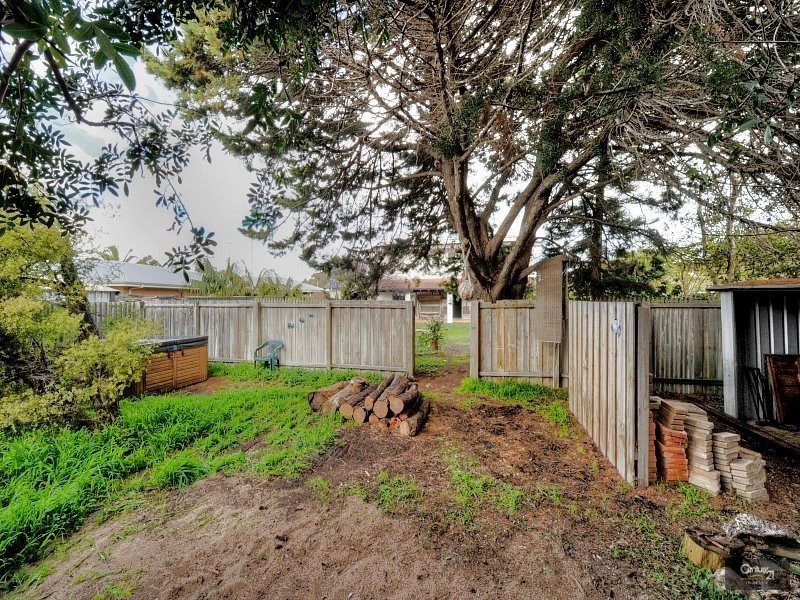 25 Bight Reefs Road, Singleton WA 6175