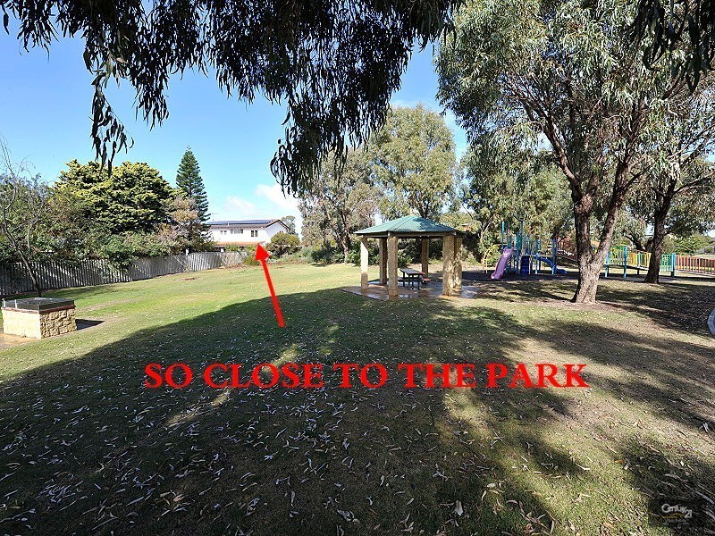 25 Bight Reefs Road, Singleton WA 6175