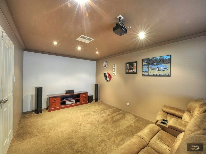 25 Guillardon Terrace, Madora Bay WA 6210