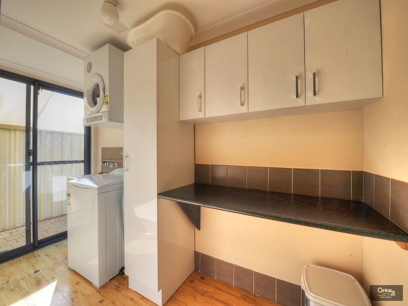 25 Guillardon Terrace, Madora Bay WA 6210