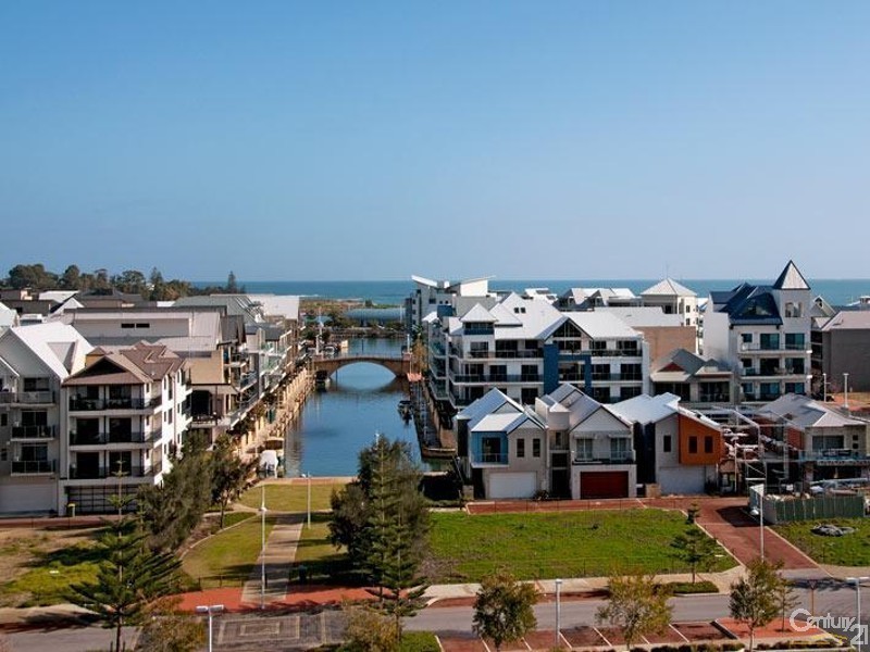 702/1 Marco Polo Drive, Mandurah WA 6210