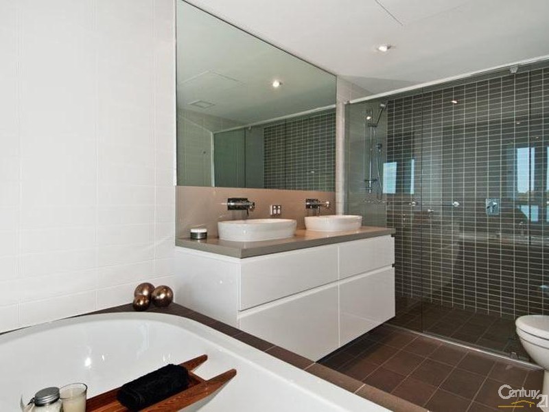 109 Seapoint 5 Marco Polo Drive, Mandurah WA 6210