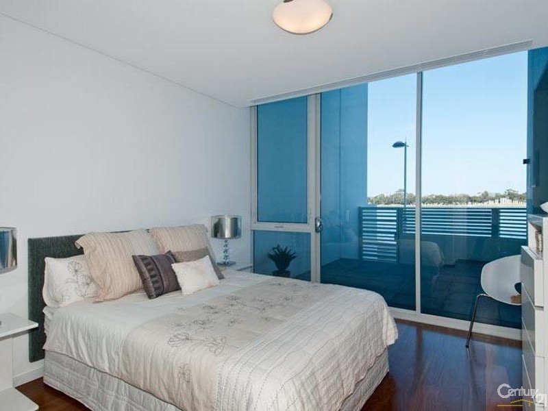 109 Seapoint 5 Marco Polo Drive, Mandurah WA 6210