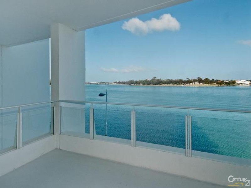 109 Seapoint 5 Marco Polo Drive, Mandurah WA 6210