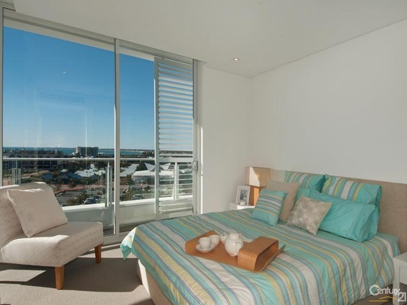 805/5 Marco Polo Drive, Mandurah WA 6210