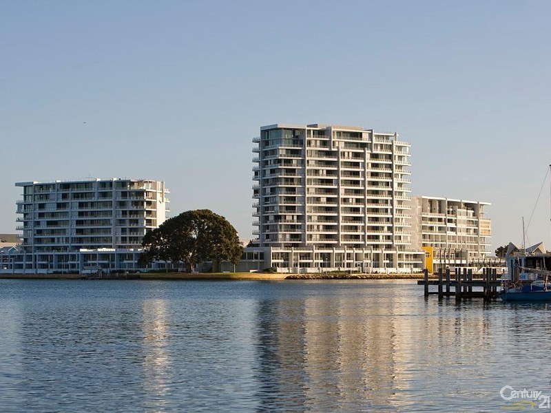 306/3 Marco Polo Drive, Mandurah WA 6210