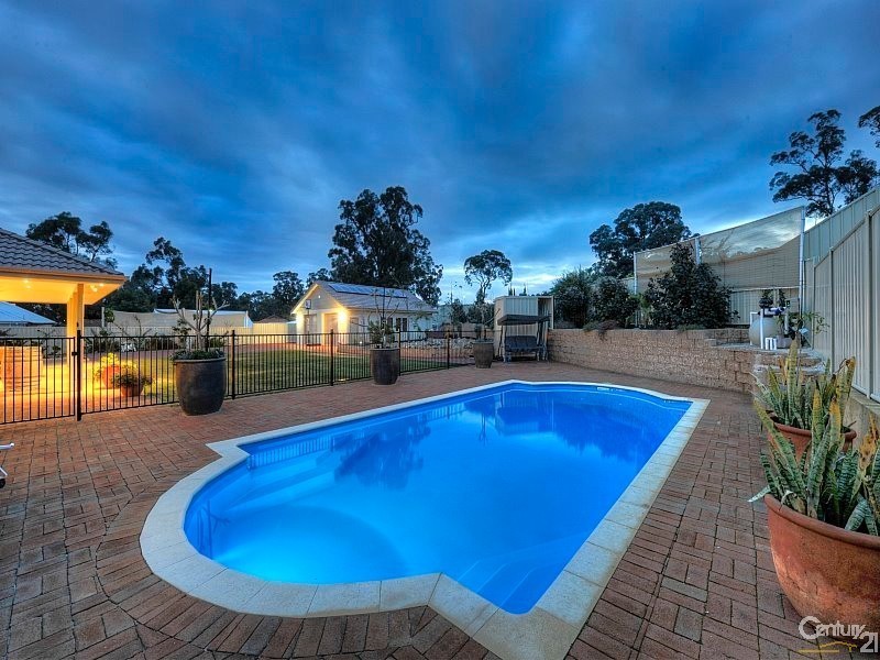 21 Arramall Trail, Lakelands WA 6180