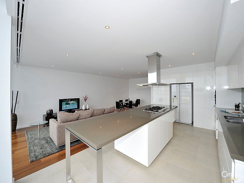 104 Seapoint, 5 Marco Polo Drive, Mandurah WA 6210