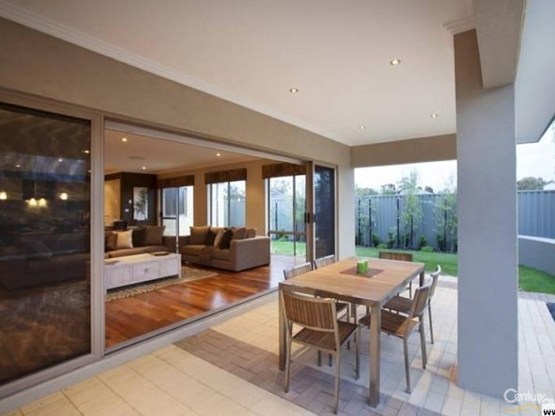 6  Placid Bend, South Yunderup WA 6208