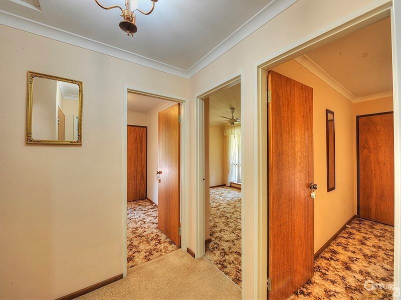 1 Feltin Place, Dudley Park WA 6210