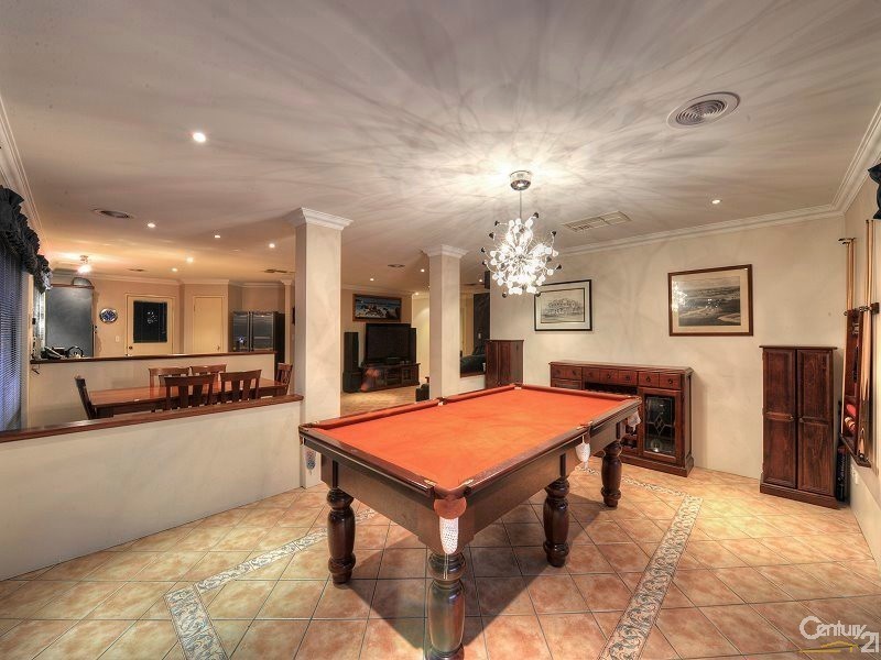 14 Tallas Road, Silver Sands WA 6210