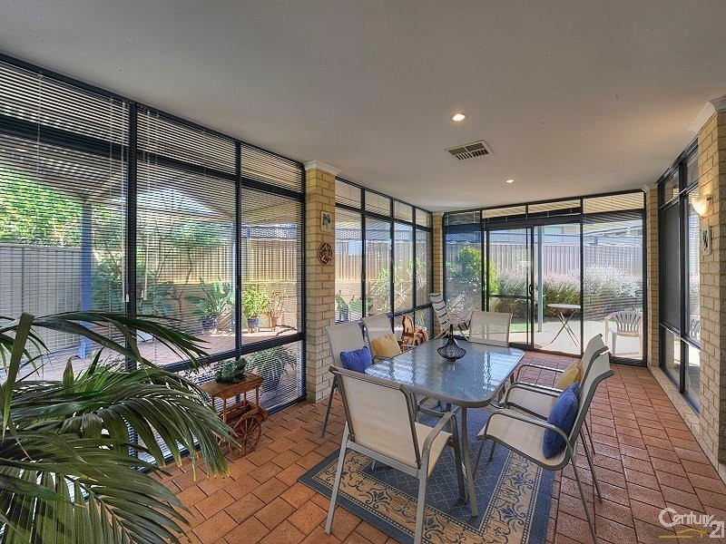 12 Contest Avenue, Falcon WA 6210