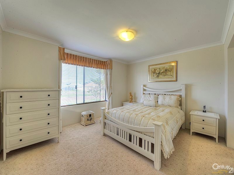 12 Contest Avenue, Falcon WA 6210